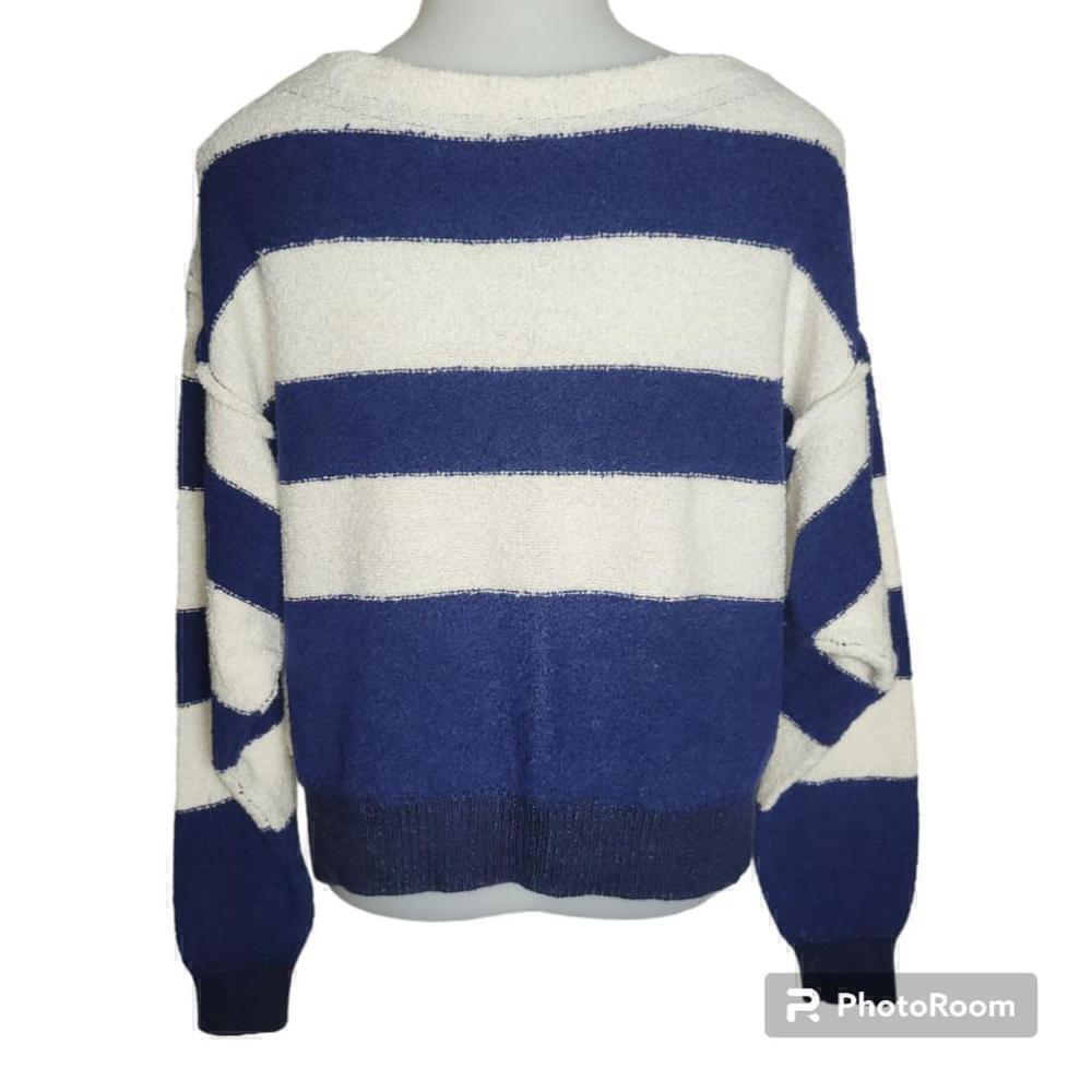 Women's Free People Blue and White Striped Sweater Size M - Picture 3 of 6